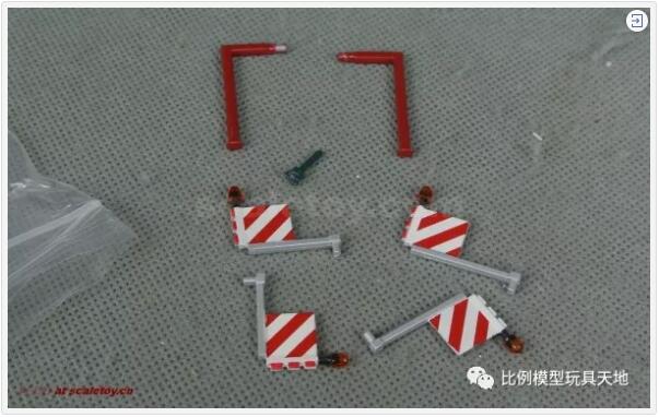 支撐腿，警示燈，警示牌等。